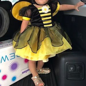 Toddler Halloween bee costume 6-9 months